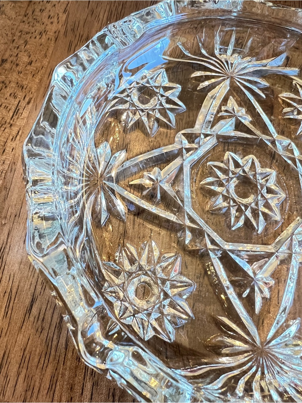 Vintage Anchor Hocking Star of David Clear Glass Ashtray Trinket Dish - Picture 3 of 5